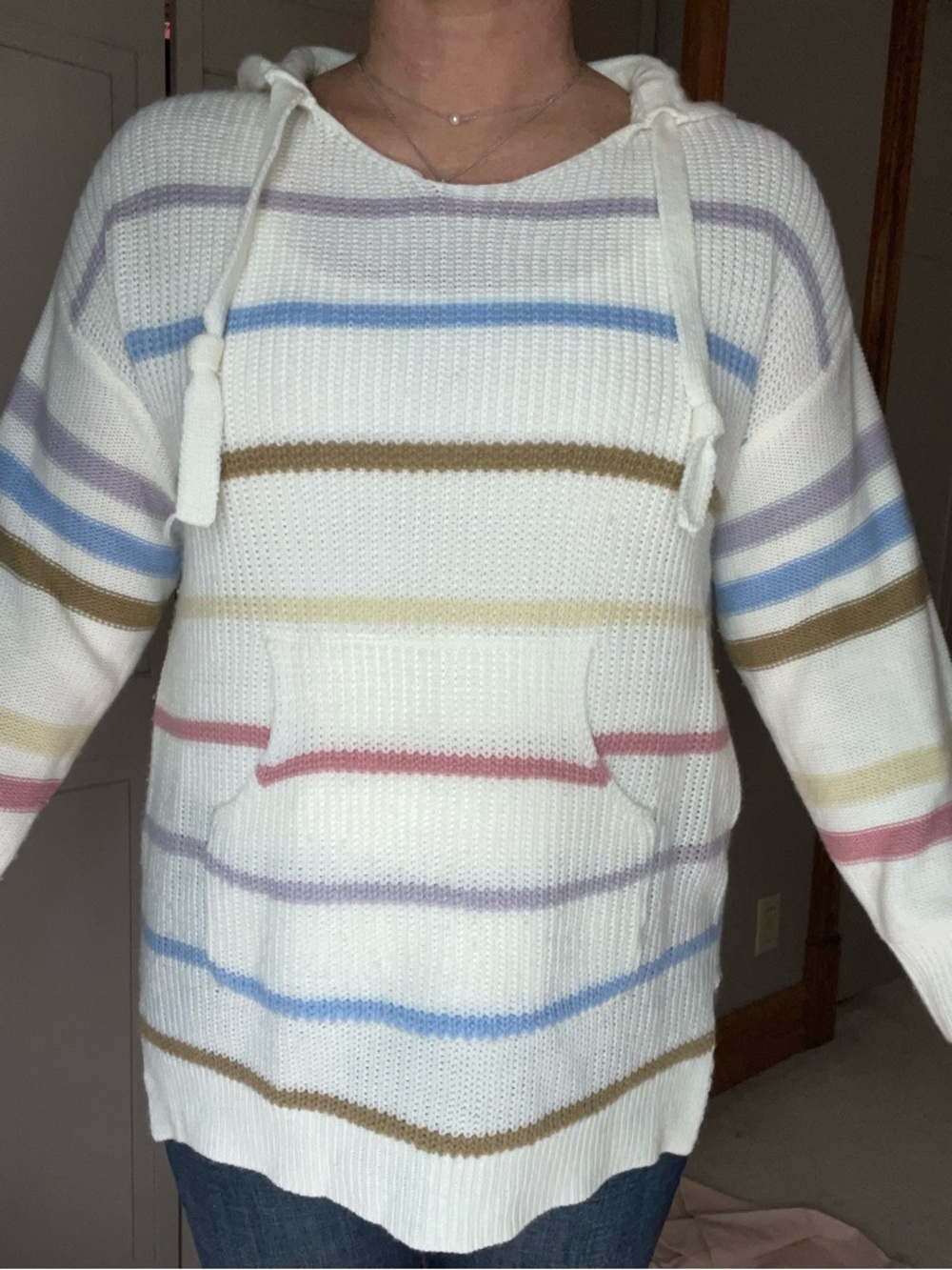 Boutique lightweight hooded sweater